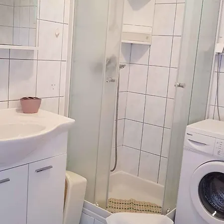 Apartament In With Two-bedrooms 3 Lopar