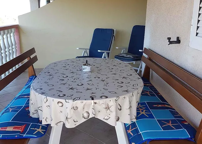 In With Two-bedrooms 3
